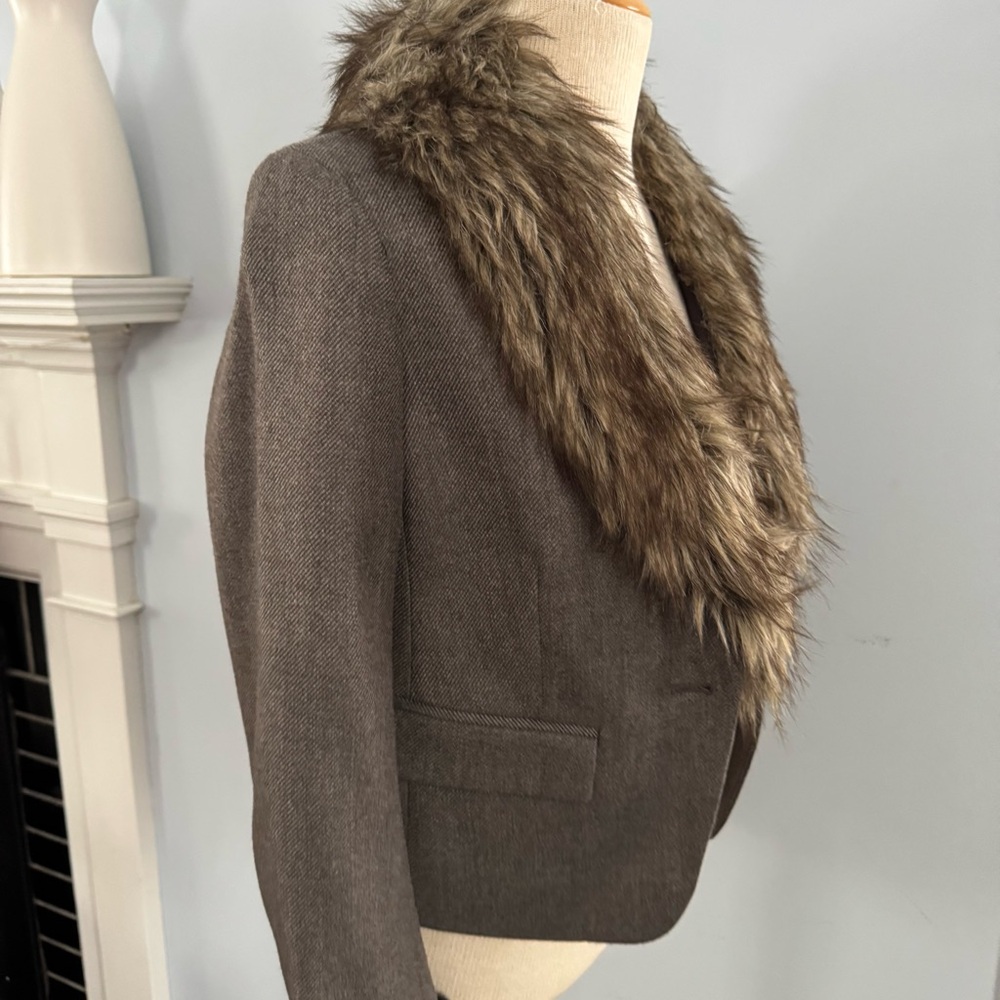 LOFT blazer w/ detachable faux fur collar grey/taupe herringbone tweed EUC Sz 8P - Picture 4 of 11
